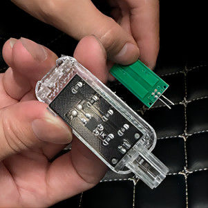 PCBA 12 高光 LED 自動車用 足穴ライト オリジナル カー・アトмосфераライトを同期して色を切り替える